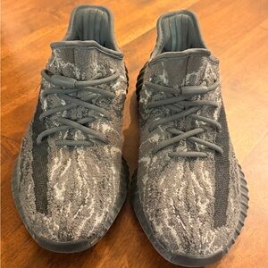 Yeezy 350 Boost